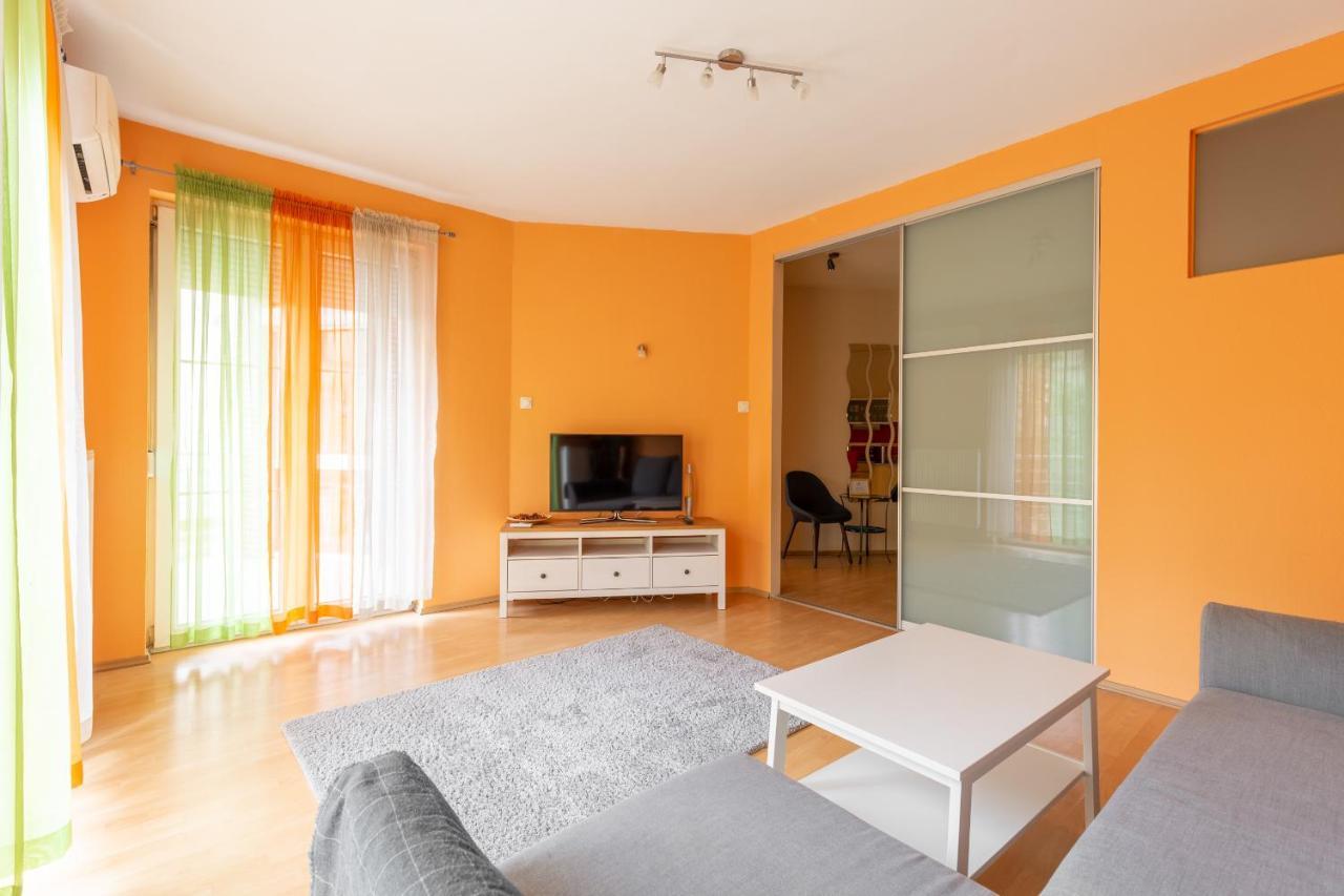 M36 Mester Apartment ブダペスト エクステリア 写真