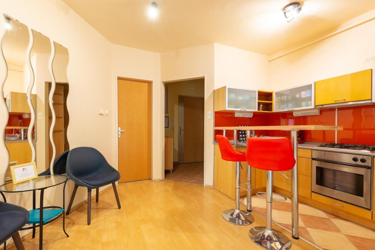 M36 Mester Apartment ブダペスト エクステリア 写真