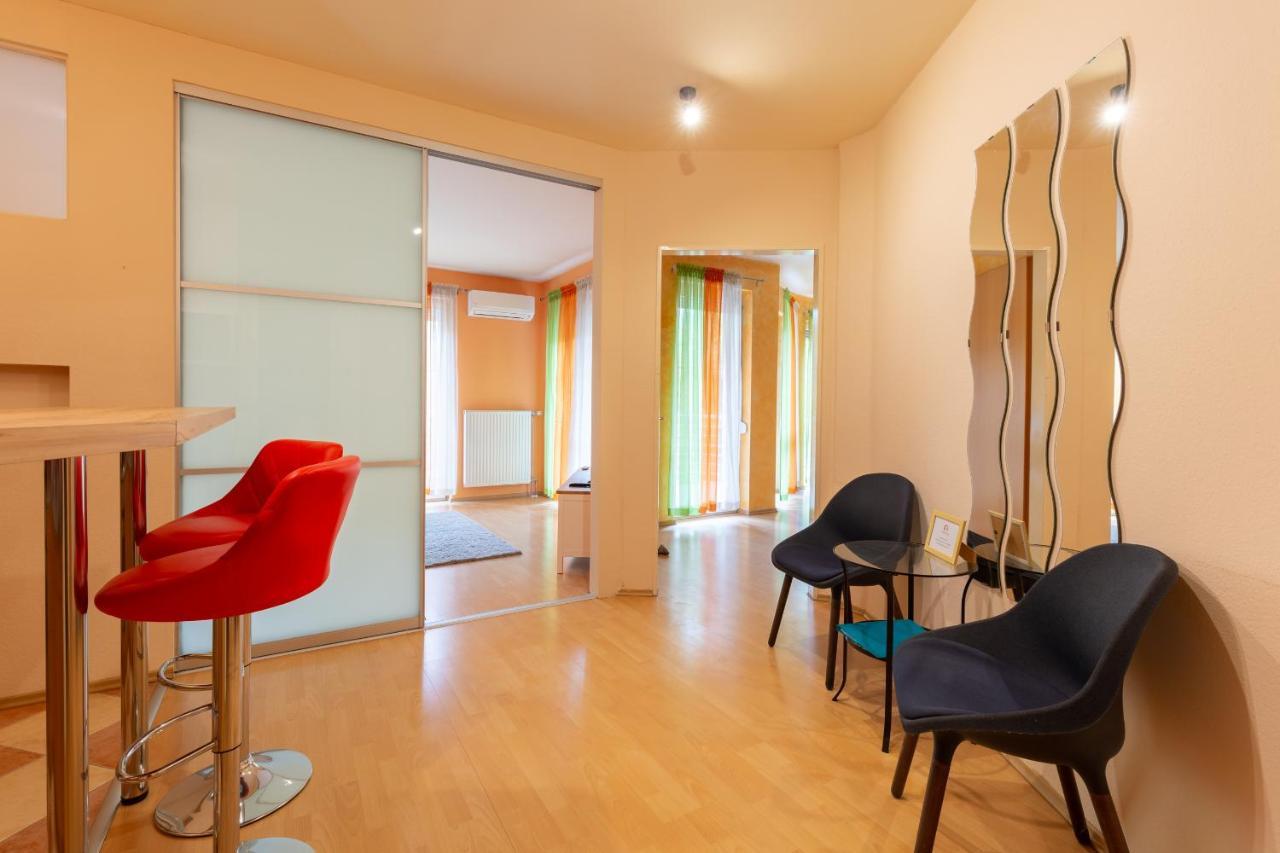 M36 Mester Apartment ブダペスト エクステリア 写真
